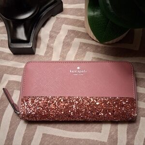 SOLD Kate Spade Greta Court Neda Wallet